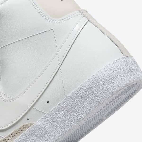 Nike Blazer Mid 77 Older Sneakers Børn Hvide Lysebrune Hvide | NK253BVM