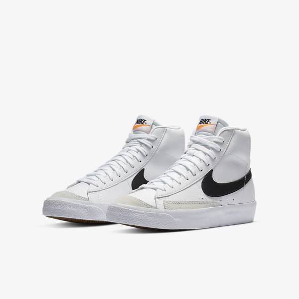 Nike Blazer Mid 77 Older Sneakers Børn Hvide Orange Sort | NK465MUG
