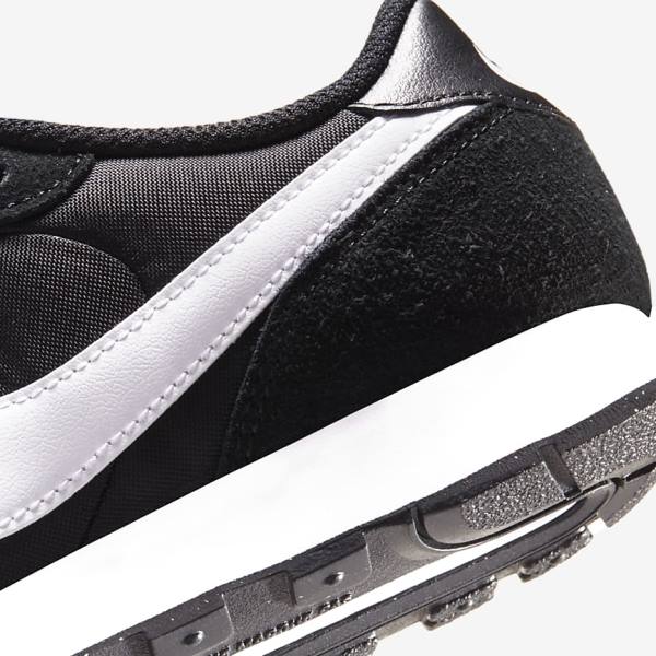 Nike MD Valiant Older Sneakers Børn Sort Hvide | NK172SEI