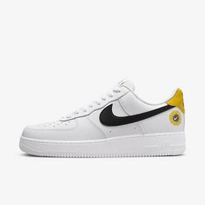 Nike Air Force 1 07 LV8 Sneakers Herre Hvide Gul Sort | NK548RWU